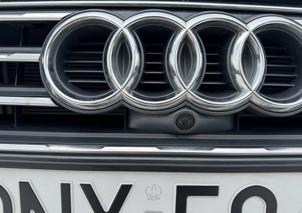 Audi A4 cena 114000 przebieg: 39000, rok produkcji 2019 z Nysa małe 379